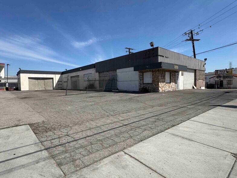 Primary Photo Of 7895 Telegraph Rd, Montebello Restaurant For Sale