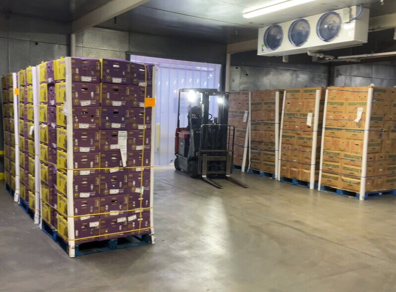 More Photos Of 2648 W Ramsey St, Banning Refrigeration Cold Storage For Sale
