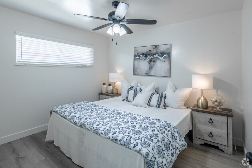 More Photos Of 870-899 S Philadelphia St, Anaheim Apartments For Sale