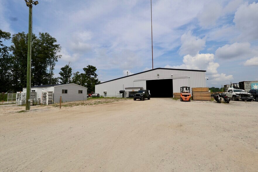 More Photos Of 28 Telfair Pl, Savannah Warehouse For Lease