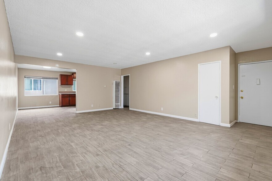 More Photos Of 2912 W 141st Pl, Gardena Multifamily For Sale