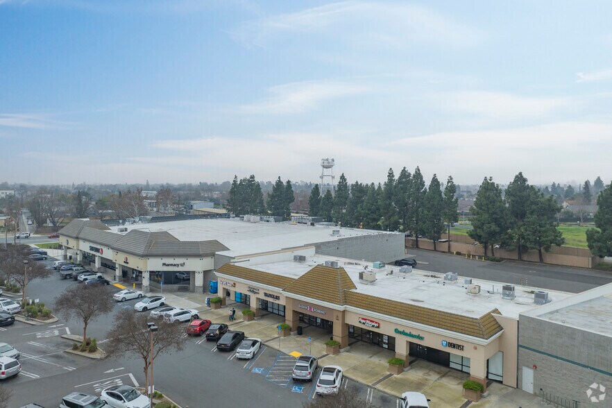 More Photos Of 1145 2nd St, Brentwood General Retail For Lease
