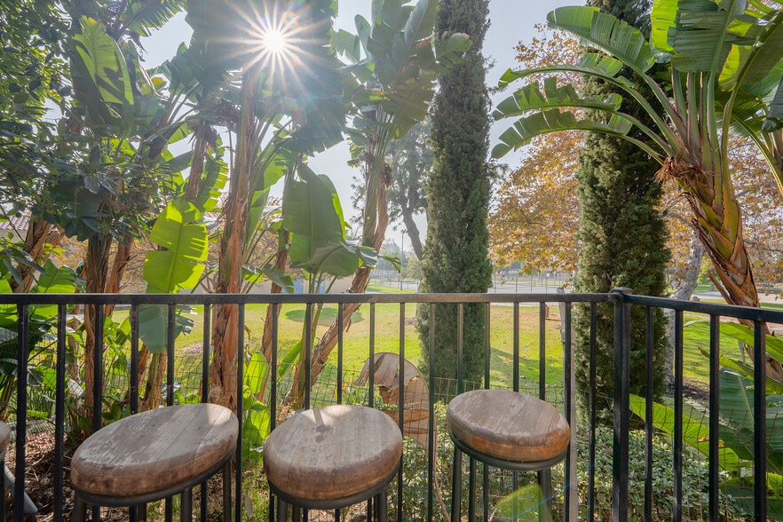 More Photos Of 646 S Grand St, Orange Apartments For Sale