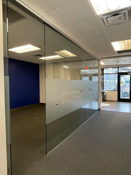 More Photos Of 1482 E Williams Field Rd, Gilbert Unknown For Lease