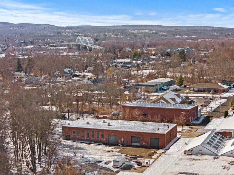 More Photos Of 251 Freestone Ave, Portland Manufacturing For Sale