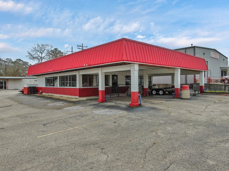More Photos Of 1612 N Frazier St, Conroe Fast Food For Lease