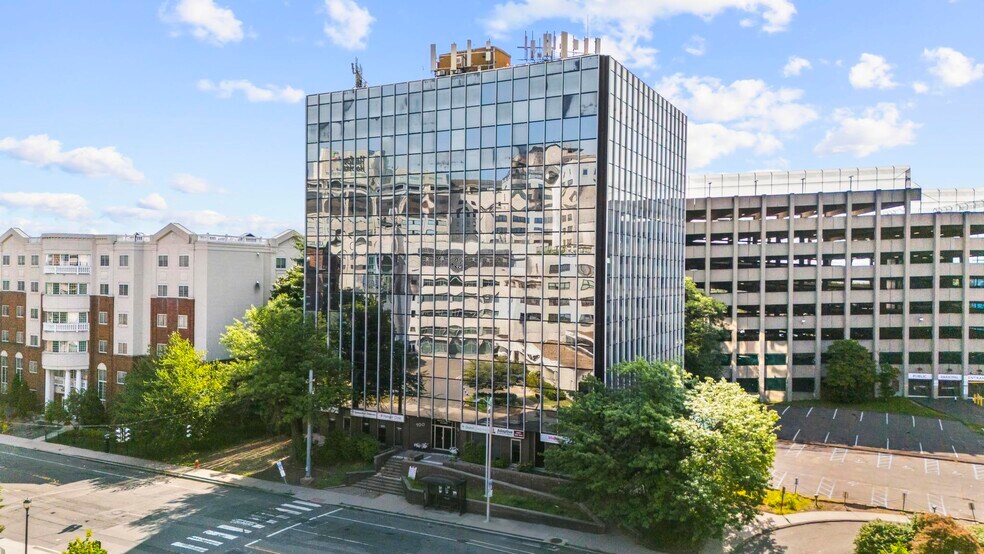 More Photos Of 100 Retreat Ave, Hartford Medical For Sale