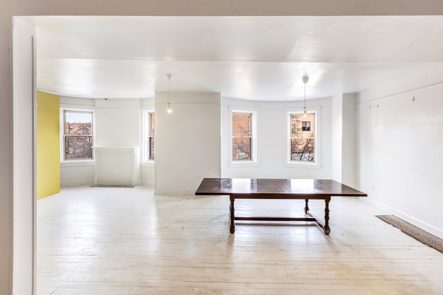 More Photos Of 2229 N Charles St, Baltimore Office For Lease