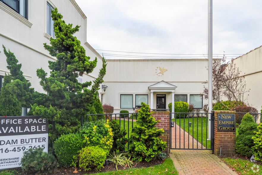 More Photos Of 214 W Park Ave, Long Beach Medical For Lease