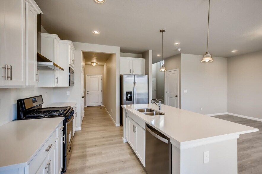 More Photos Of 5315-5329 Canyon View Dr, Castle Rock Apartments For Sale