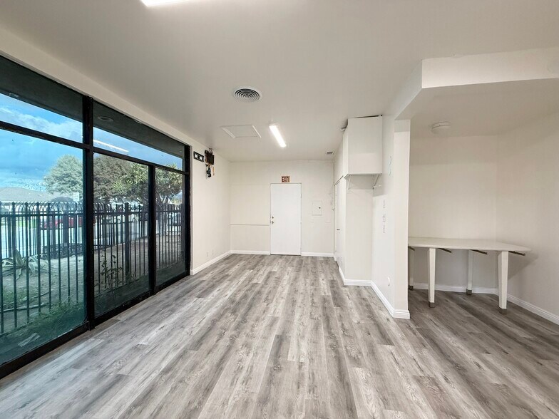 More Photos Of 6630-6632 Rosemead Blvd, Pico Rivera Freestanding For Lease