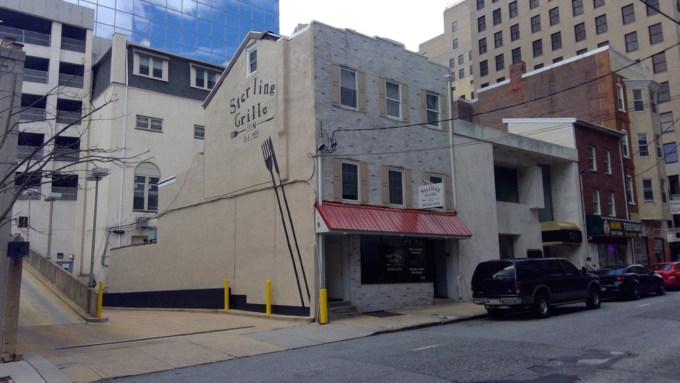 Primary Photo Of 919 N Orange St, Wilmington Storefront Retail Residential For Sale