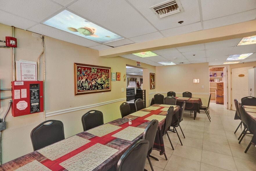 More Photos Of 1722 Madison St, Hollywood Assisted Living For Sale