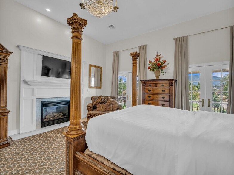 More Photos Of 135 E 200 N, Kanosh Hospitality For Sale