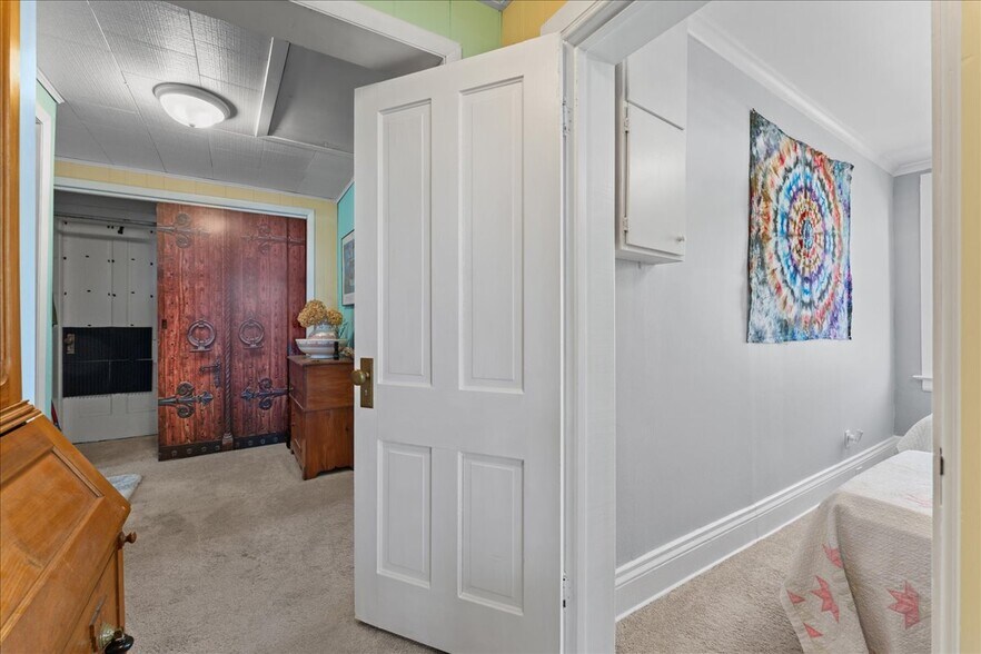 More Photos Of 517 Milwaukee St, Kewaunee General Retail For Sale