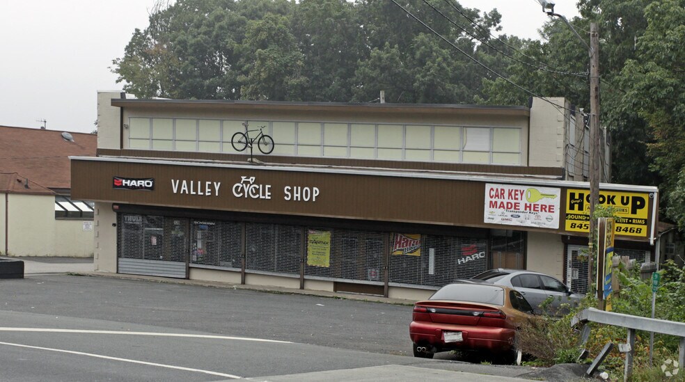 More Photos Of 139 Rt-59, Spring Valley Freestanding For Sale