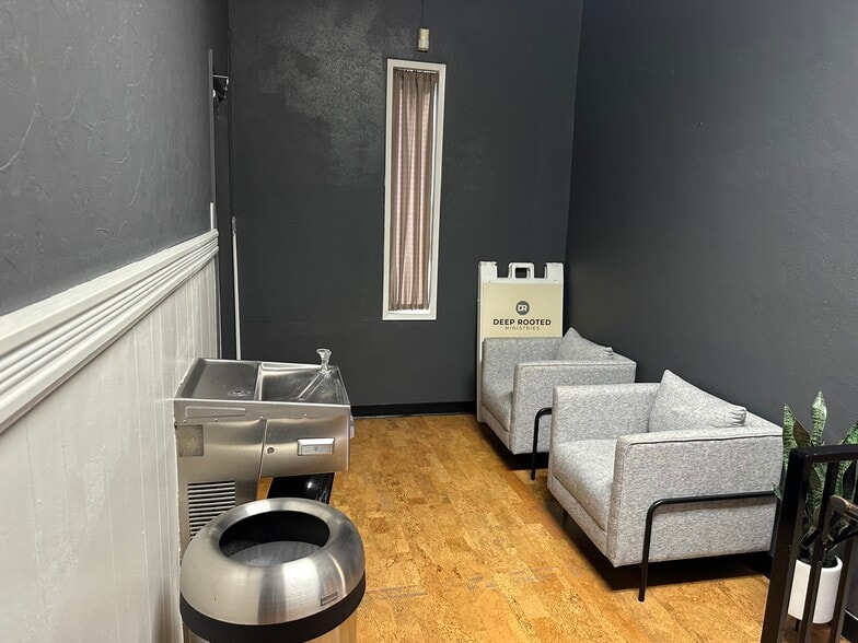 More Photos Of 1001 W Noble Ave, Visalia Specialty For Sale