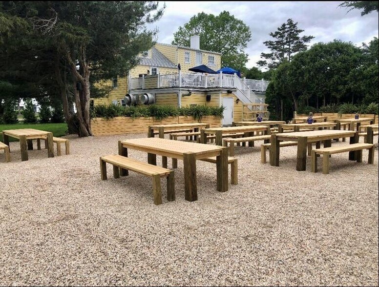 More Photos Of 755 Montauk Hwy, Water Mill Restaurant For Lease