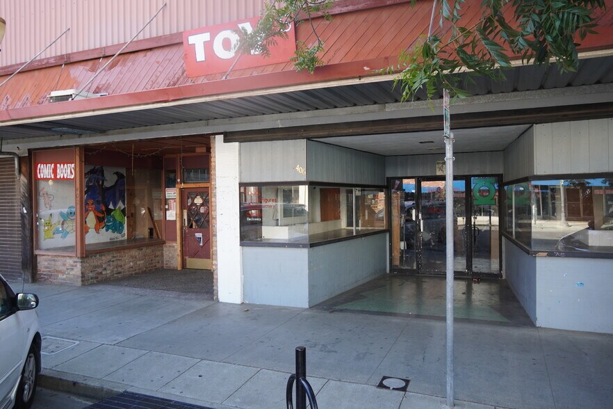 More Photos Of 400-406 D St, Marysville Storefront For Lease