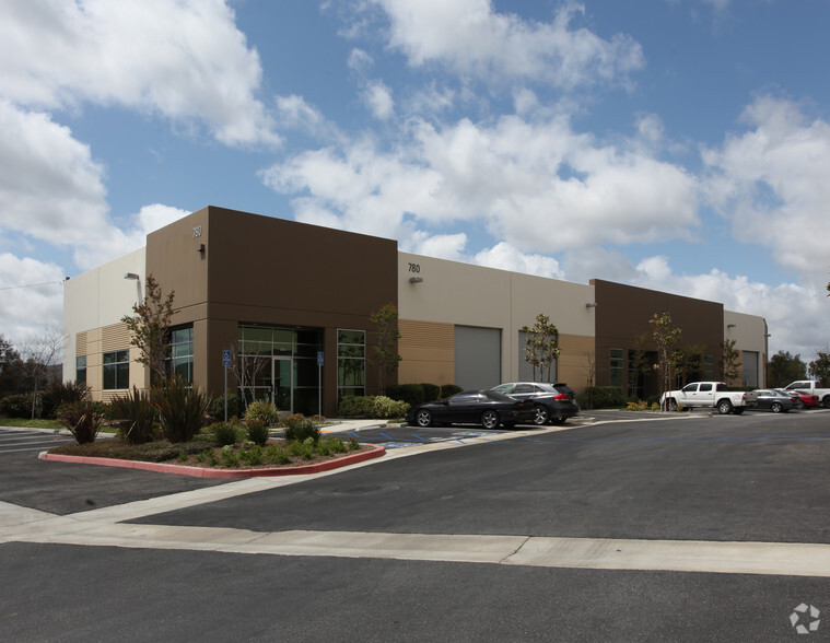 Primary Photo Of 780 Chambers Ln, Simi Valley Light Distribution For Lease