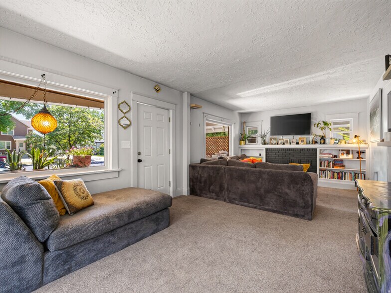 More Photos Of 457 E 100 S, Provo Apartments For Sale