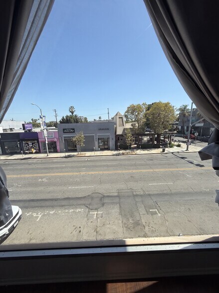 More Photos Of 7619-7621 Melrose Ave, Los Angeles Storefront Retail Office For Sale
