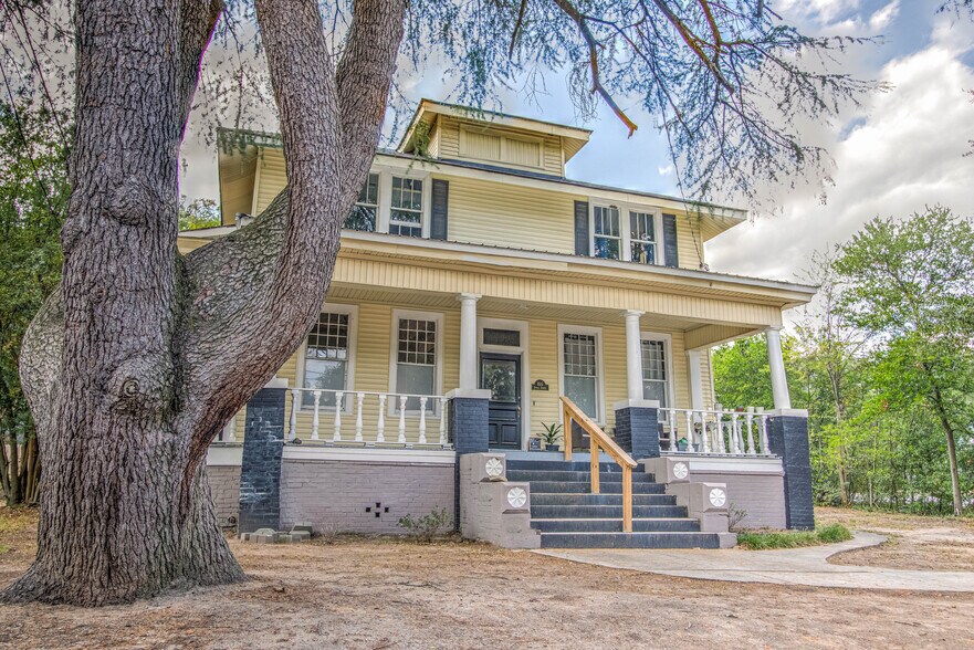 More Photos Of 1515 Stovall St, Augusta Apartments For Sale