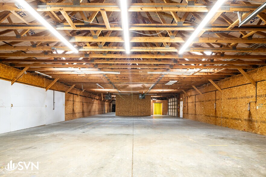 More Photos Of 351 United Ct, Lexington Manufacturing For Lease