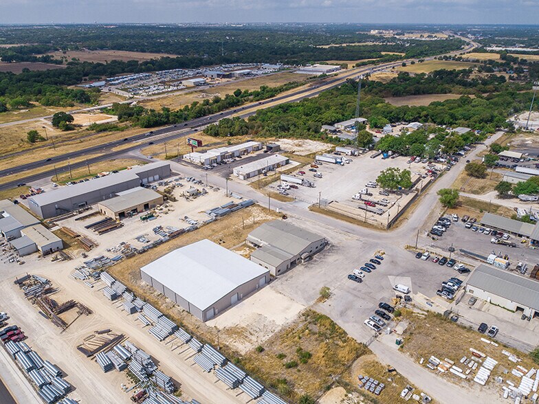 More Photos Of 108 McNutt Rd, Hutto Warehouse For Lease