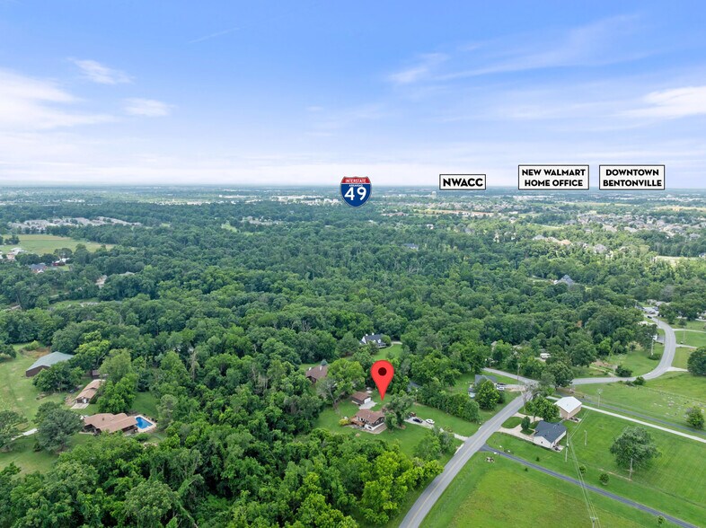 More Photos Of 1810 Little Flock Dr, Rogers Specialty For Sale