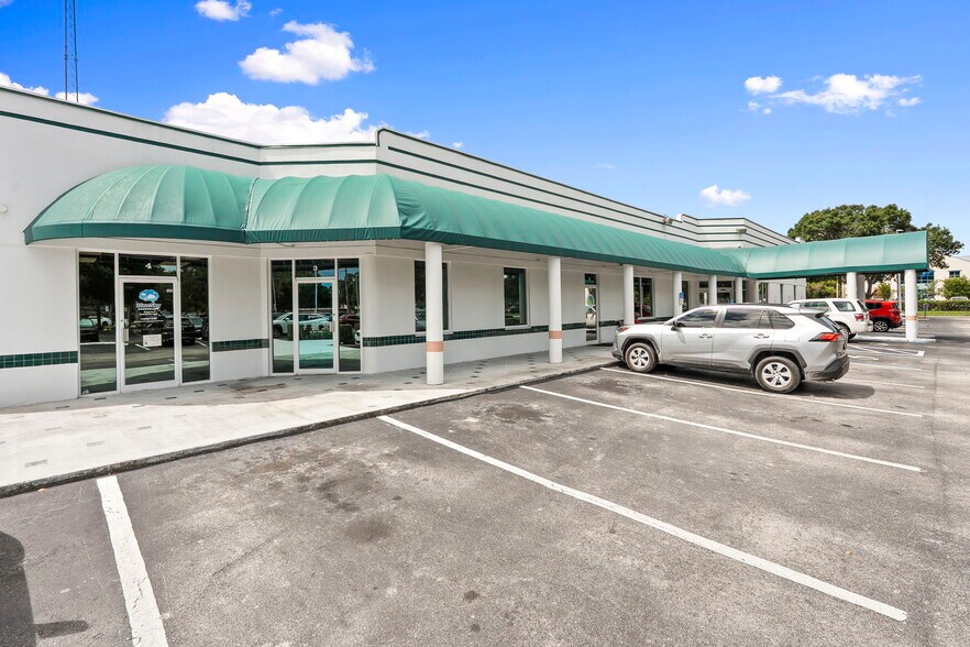 More Photos Of 1801 S 23rd St, Fort Pierce Medical For Lease
