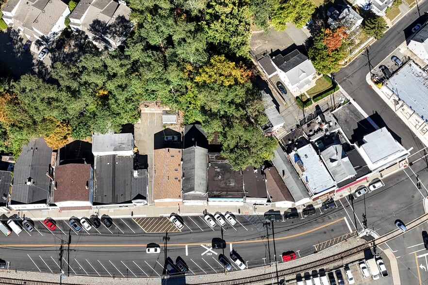 More Photos Of 154 Main St, Butler Storefront Retail Residential For Sale