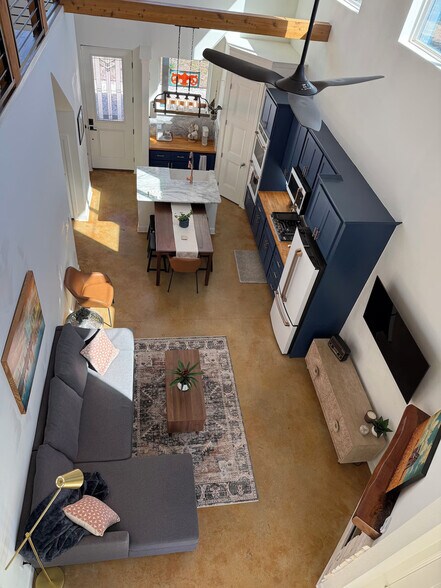 More Photos Of 11605 Fitzhugh Rd, Austin Office Residential For Sale