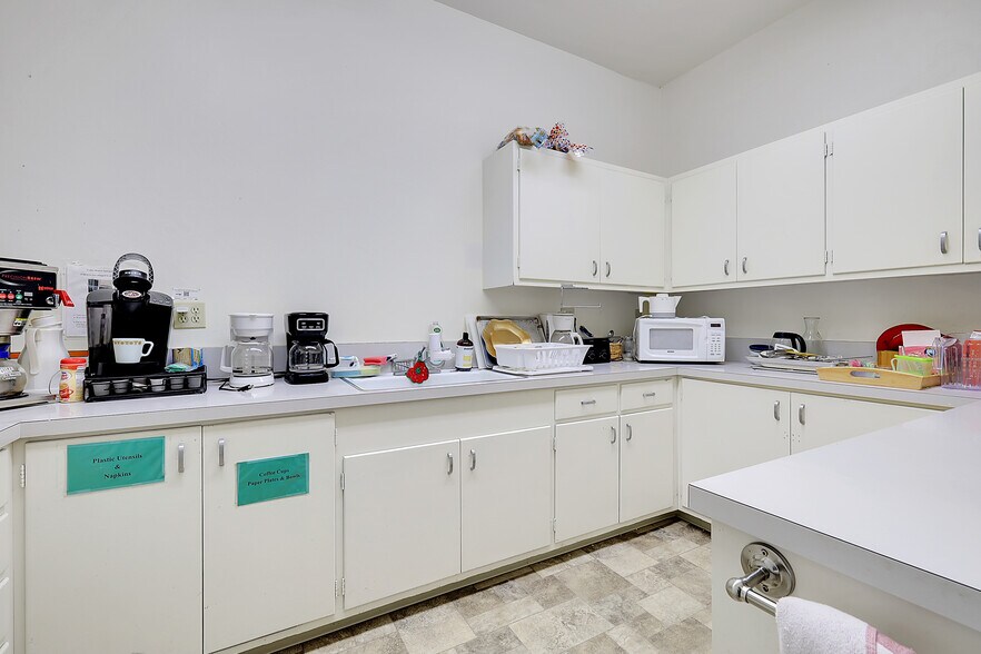 More Photos Of 800 D St, Marysville Religious Facility For Sale