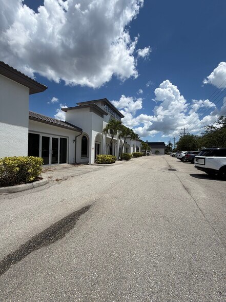 More Photos Of 3321 Del Prado Blvd S, Cape Coral Office For Lease