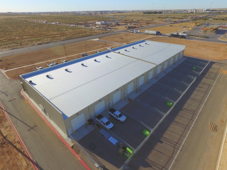 More Photos Of 3107 Antelope Trail, Midland Light Distribution For Lease