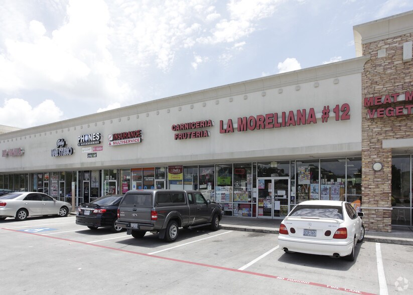 More Photos Of 6300 Broadway St, Pearland Unknown For Lease