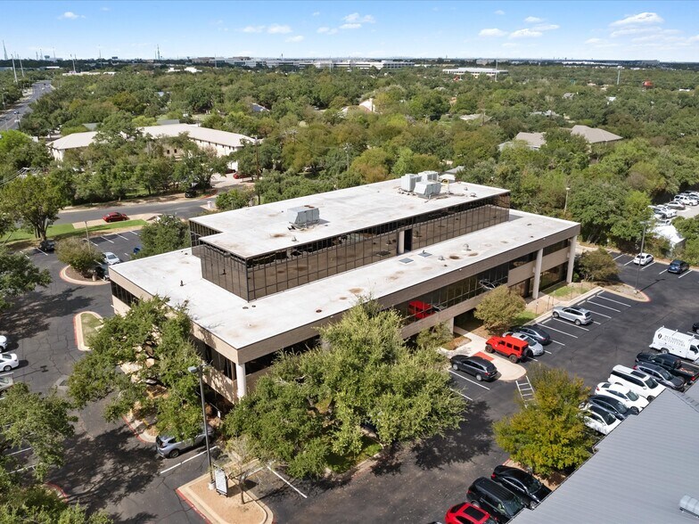 More Photos Of 11675 Jollyville Rd, Austin Office For Sale