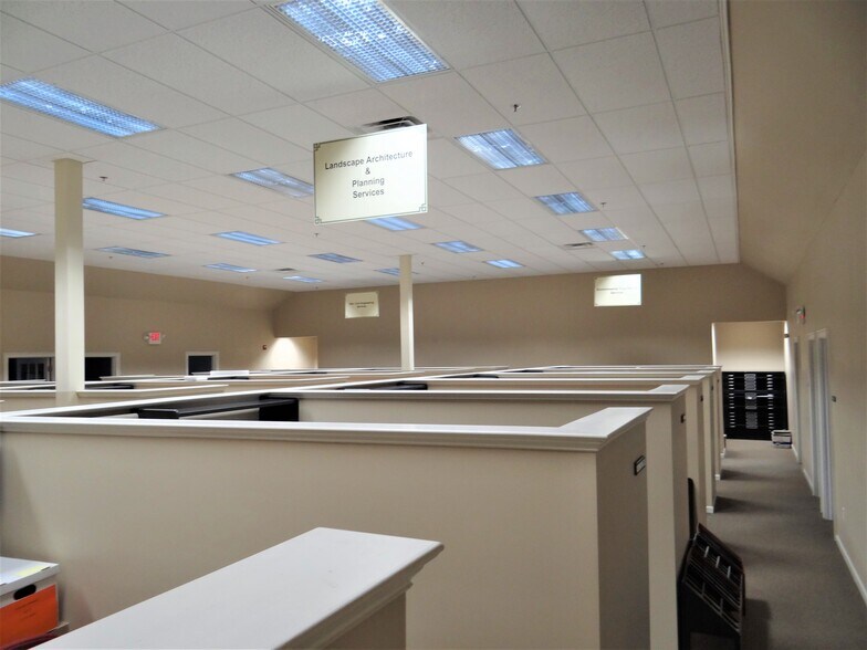 More Photos Of 1456 Ferry Rd, Doylestown Medical For Sale