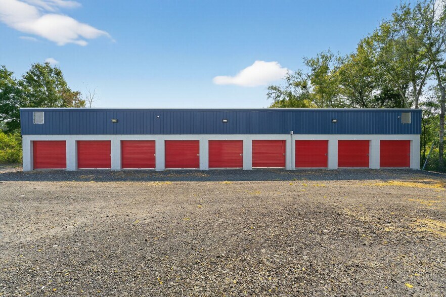 More Photos Of 13396 76th St, Live Oak Self Storage For Sale