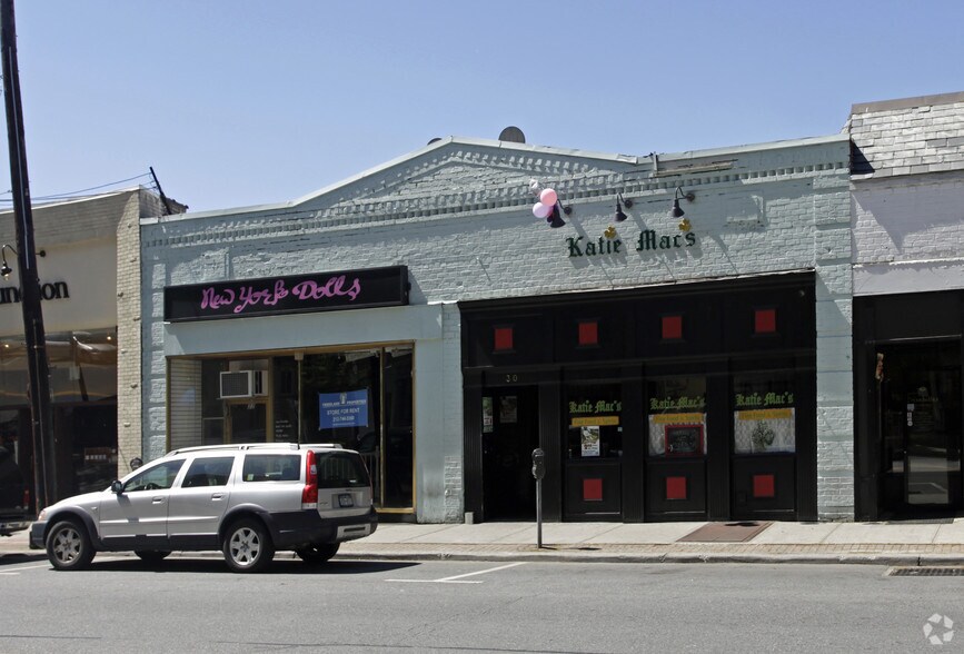More Photos Of 24-32 E Main St, Mount Kisco Storefront For Lease