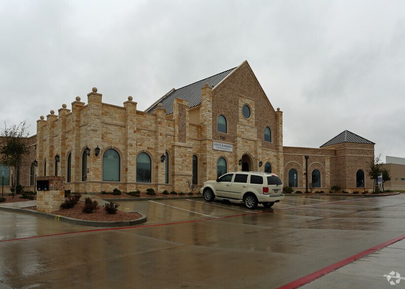 More Photos Of 7201 Hawkins View Dr, Fort Worth Medical For Sale