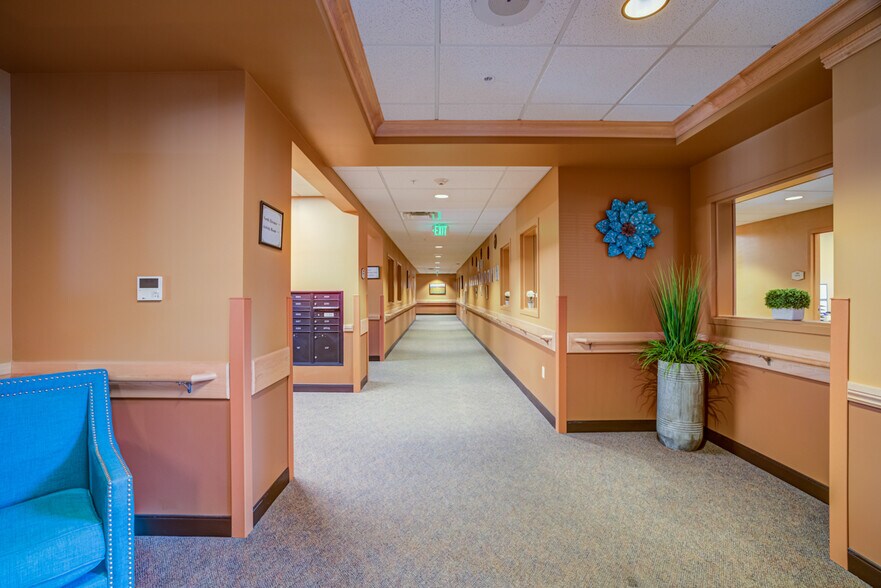 More Photos Of 8880 N 107th Ave, Peoria Assisted Living For Sale
