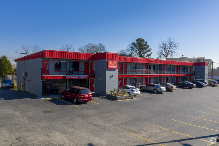 Primary Photo Of 3027 Washington Rd, Augusta Hotel For Sale