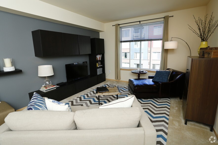 More Photos Of 11718 97th Ln NE, Kirkland Unknown For Sale