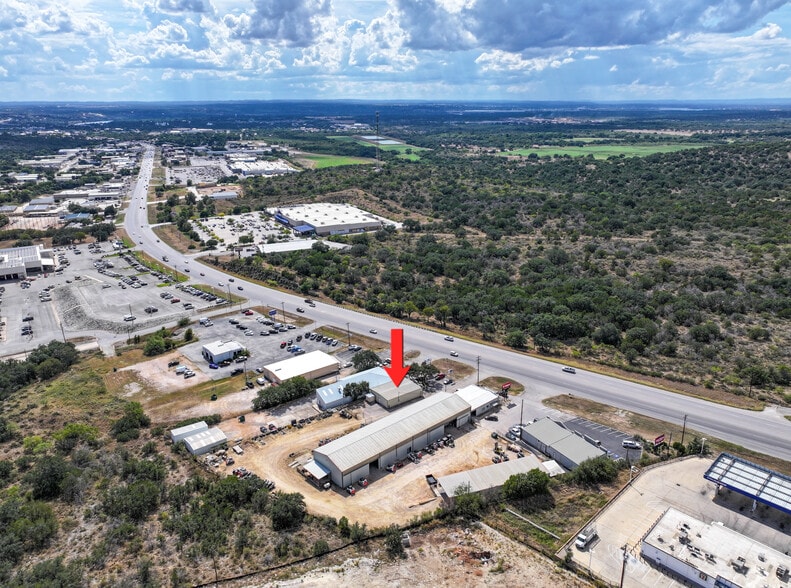 More Photos Of 3411 N Highway 281, Marble Falls Office For Sale