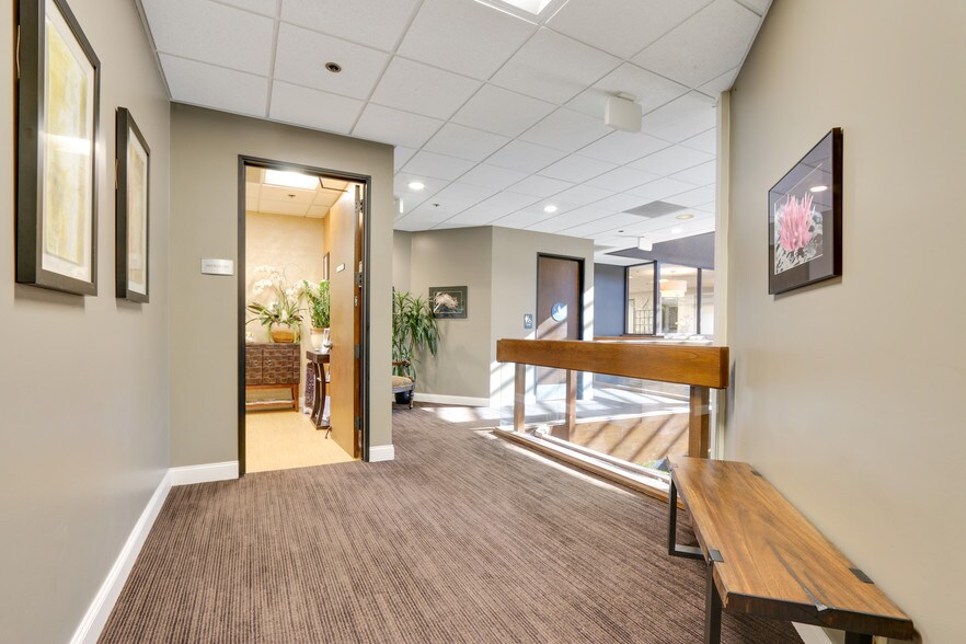 More Photos Of 27611 La Paz Rd, Laguna Niguel Office For Lease