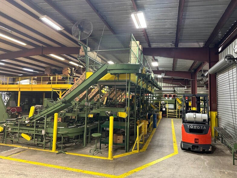 More Photos Of 2105 S Dock St, Palmetto Food Processing For Sale