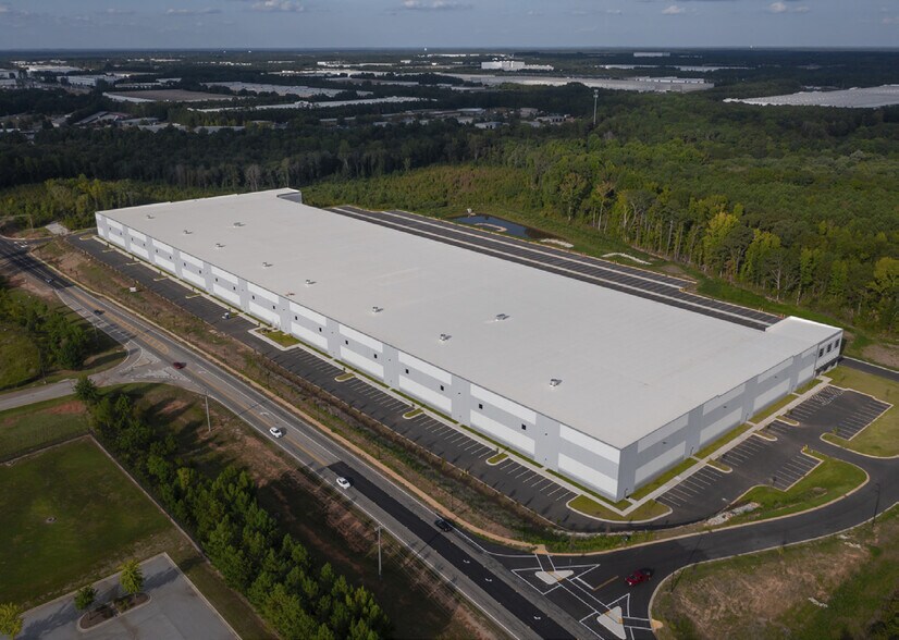 More Photos Of 2475 Hwy 155, Locust Grove Distribution For Lease