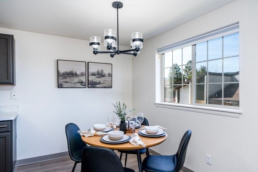 More Photos Of 1430 3rd Ave E, Kalispell Apartments For Sale
